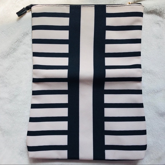 Summer & Rose Boho Clutch - Picture 2 of 5